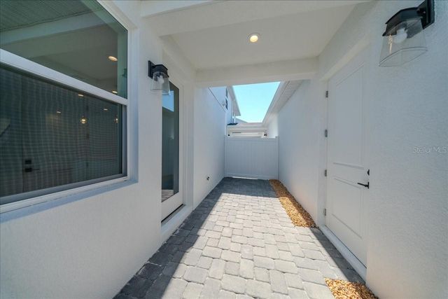 1850 FALCONHURST LANE, Apopka, FL 32703