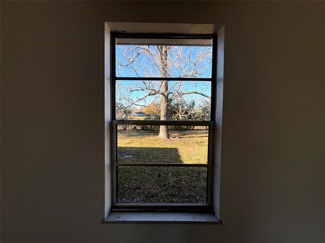 375 Myrna Loy Dr, Beaumont, TX 77705