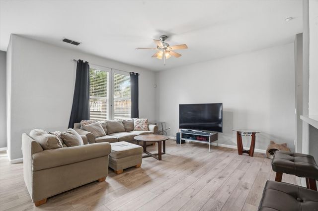 116 W Luna Loca Ln, Tracy, CA 95391