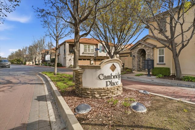 116 W Luna Loca Ln, Tracy, CA 95391