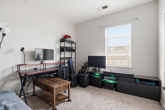 116 W Luna Loca Ln, Tracy, CA 95391