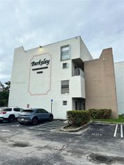10900 SW 104th Street 107, Miami, FL 33176