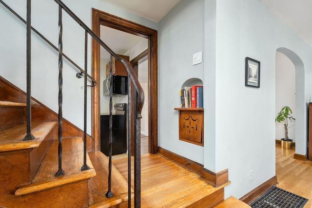 742 Montrose Avenue, Columbus, OH 43209