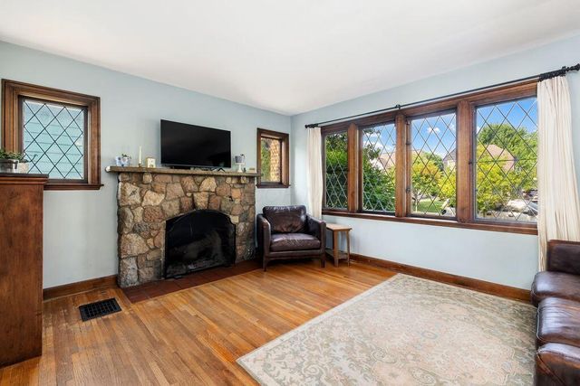 742 Montrose Avenue, Columbus, OH 43209