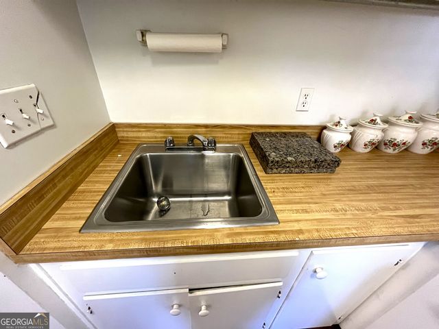 136 Forest Avenue, Elberton, GA 30635