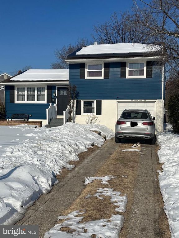 221 AMAN AVE, Clementon, NJ 08021