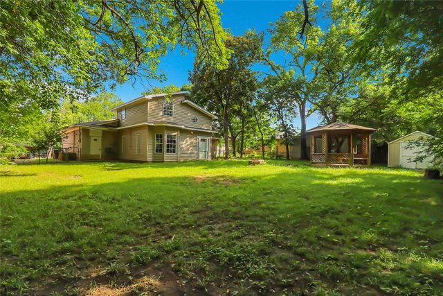 1118 W Mcgee Street, Sherman, TX 75092