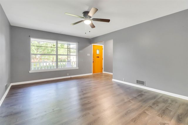 1118 W Mcgee Street, Sherman, TX 75092