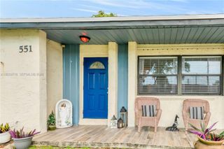 551 NW 99th Way, Pembroke Pines, FL 33024