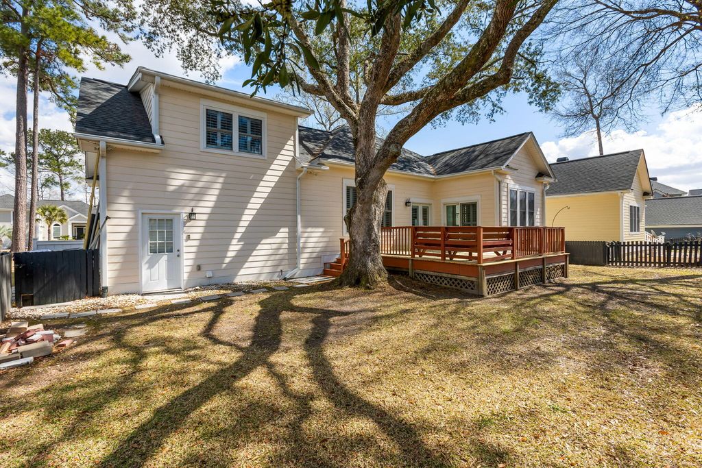 Image 28 of property listing at 721 Hunt Club Run, Charleston, SC 29414