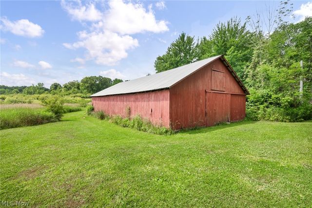 5278 River Road, Madison, OH 44057