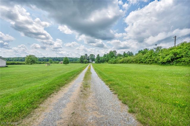 5278 River Road, Madison, OH 44057