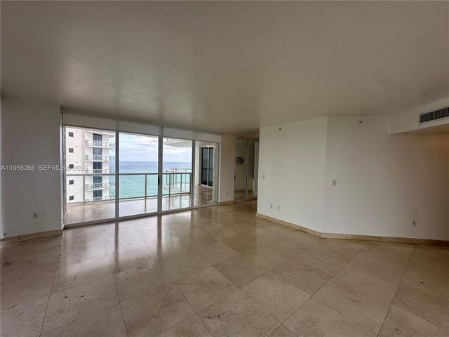 18671 COLLINS AV 2304, Sunny Isles Beach, FL 33160