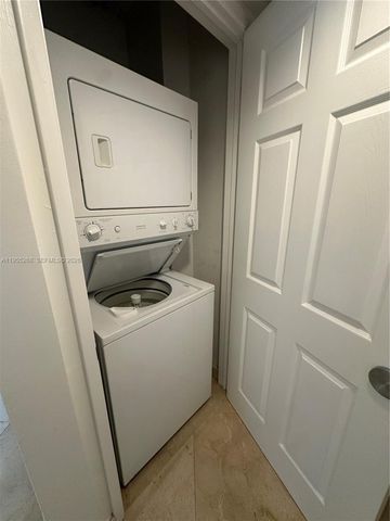 18671 COLLINS AV 2304, Sunny Isles Beach, FL 33160