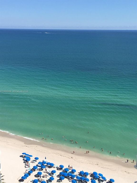 18671 COLLINS AV 2304, Sunny Isles Beach, FL 33160