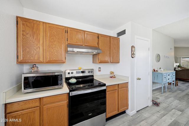 8962 N 64TH Lane, Glendale, AZ 85302