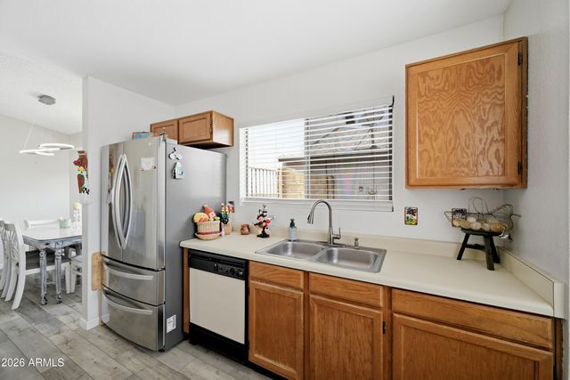 8962 N 64TH Lane, Glendale, AZ 85302