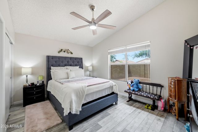 8962 N 64TH Lane, Glendale, AZ 85302