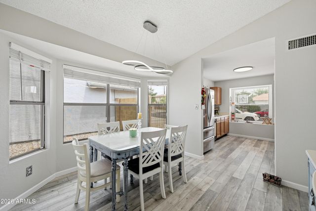 8962 N 64TH Lane, Glendale, AZ 85302