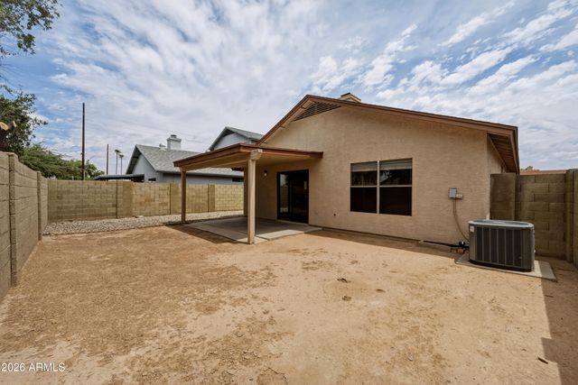 8962 N 64TH Lane, Glendale, AZ 85302