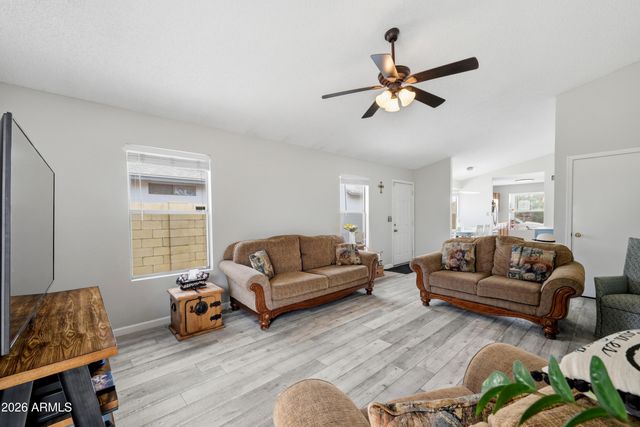8962 N 64TH Lane, Glendale, AZ 85302