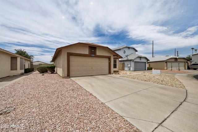 8962 N 64TH Lane, Glendale, AZ 85302