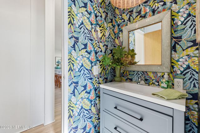 116 WATERSIDE Avenue, Satsuma, FL 32189