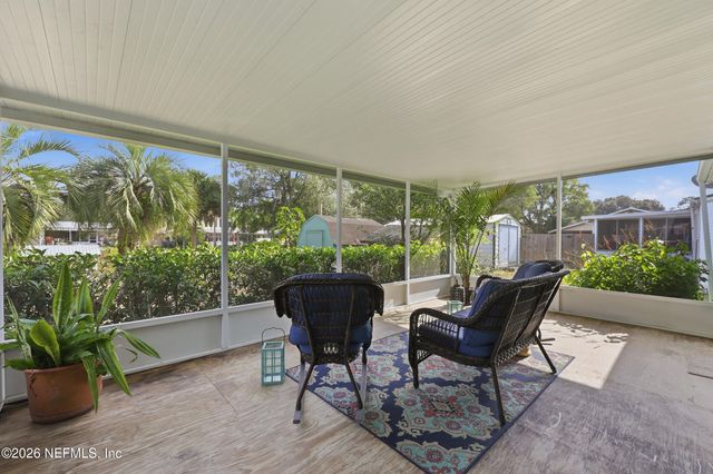 116 WATERSIDE Avenue, Satsuma, FL 32189