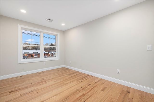 2907 Post Road 7, Warwick, RI 02886