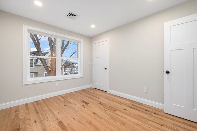 2907 Post Road 7, Warwick, RI 02886