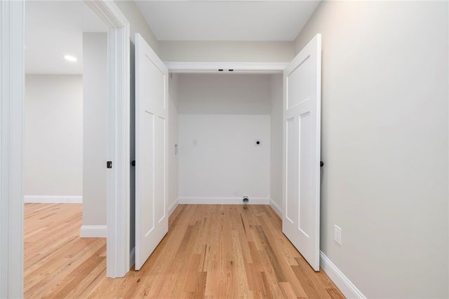 2907 Post Road 7, Warwick, RI 02886