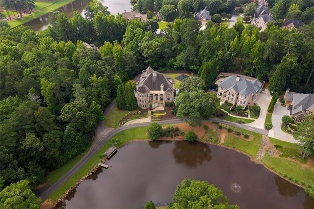 11140 W. Road, Roswell, GA 30075