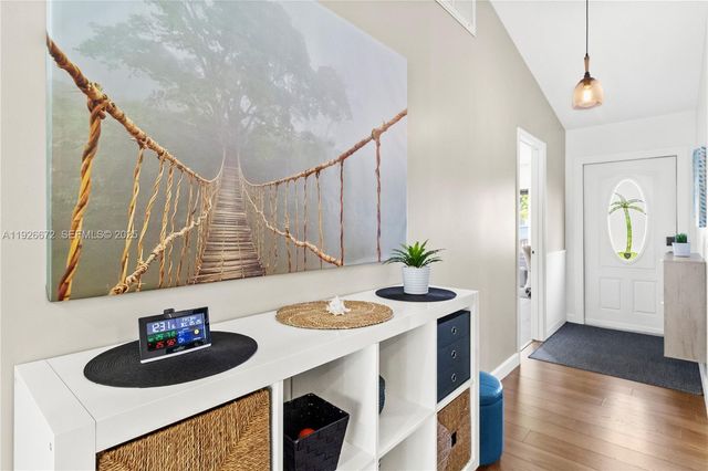 1056 E Lakes Dr, Deerfield Beach, FL 33064