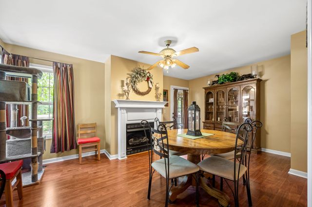 112 Prince Ln, Tullahoma, TN 37388
