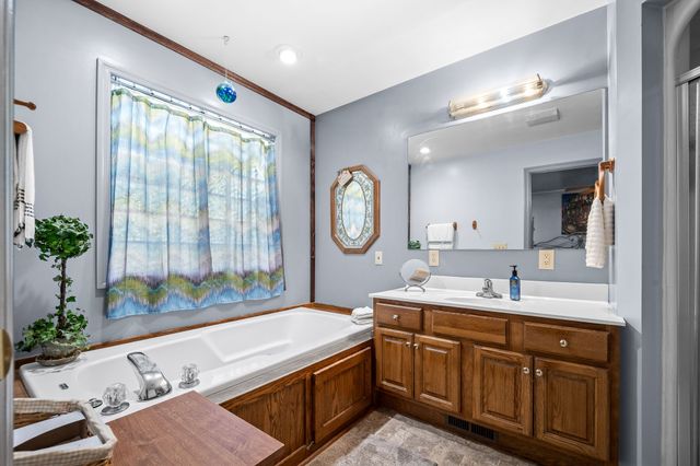 112 Prince Ln, Tullahoma, TN 37388