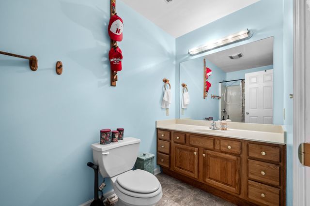 112 Prince Ln, Tullahoma, TN 37388