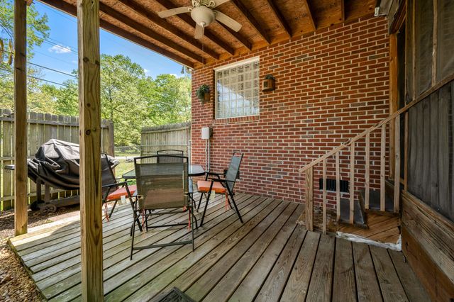 112 Prince Ln, Tullahoma, TN 37388