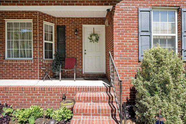 112 Prince Ln, Tullahoma, TN 37388