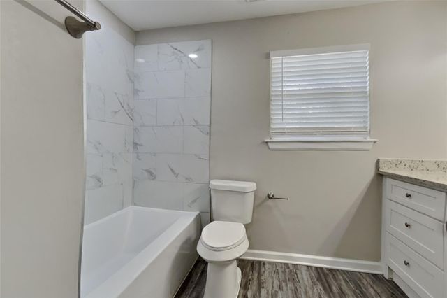 3327 Colonel Court Drive, Richmond, TX 77406