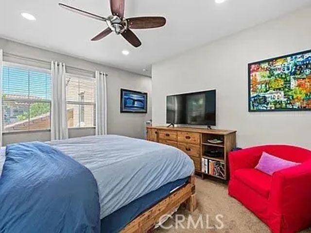 46 Pawprint, Irvine, CA 92618
