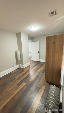 55 suydam Street 2, New Brunswick, NJ 08901