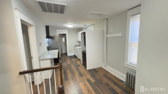 55 suydam Street 2, New Brunswick, NJ 08901