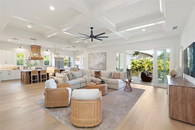 4311 W SEVILLA STREET, Tampa, FL 33629