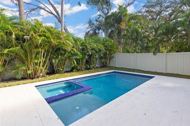 4311 W SEVILLA STREET, Tampa, FL 33629