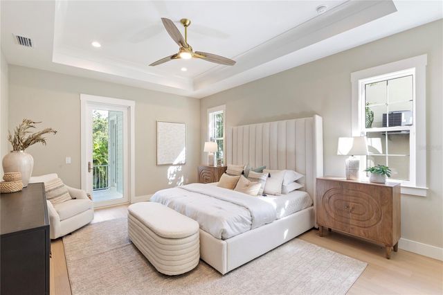 4311 W SEVILLA STREET, Tampa, FL 33629