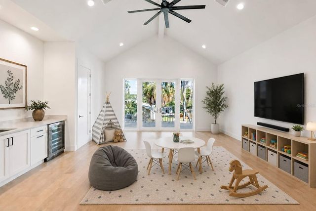 4311 W SEVILLA STREET, Tampa, FL 33629