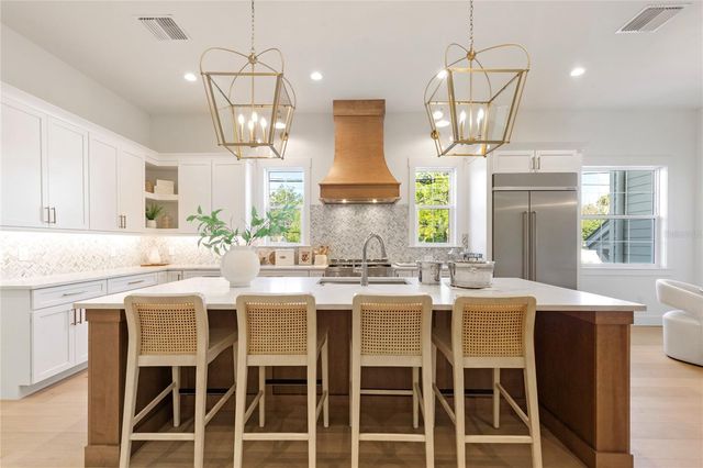 4311 W SEVILLA STREET, Tampa, FL 33629