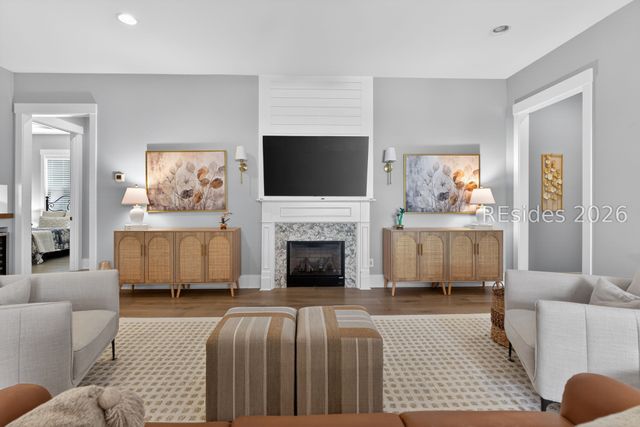 7 Lavender Cir, Hilton Head Island, SC 29926