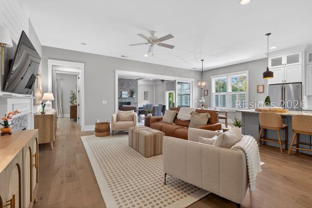 7 Lavender Cir, Hilton Head Island, SC 29926