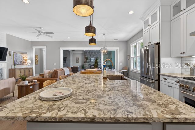 7 Lavender Cir, Hilton Head Island, SC 29926